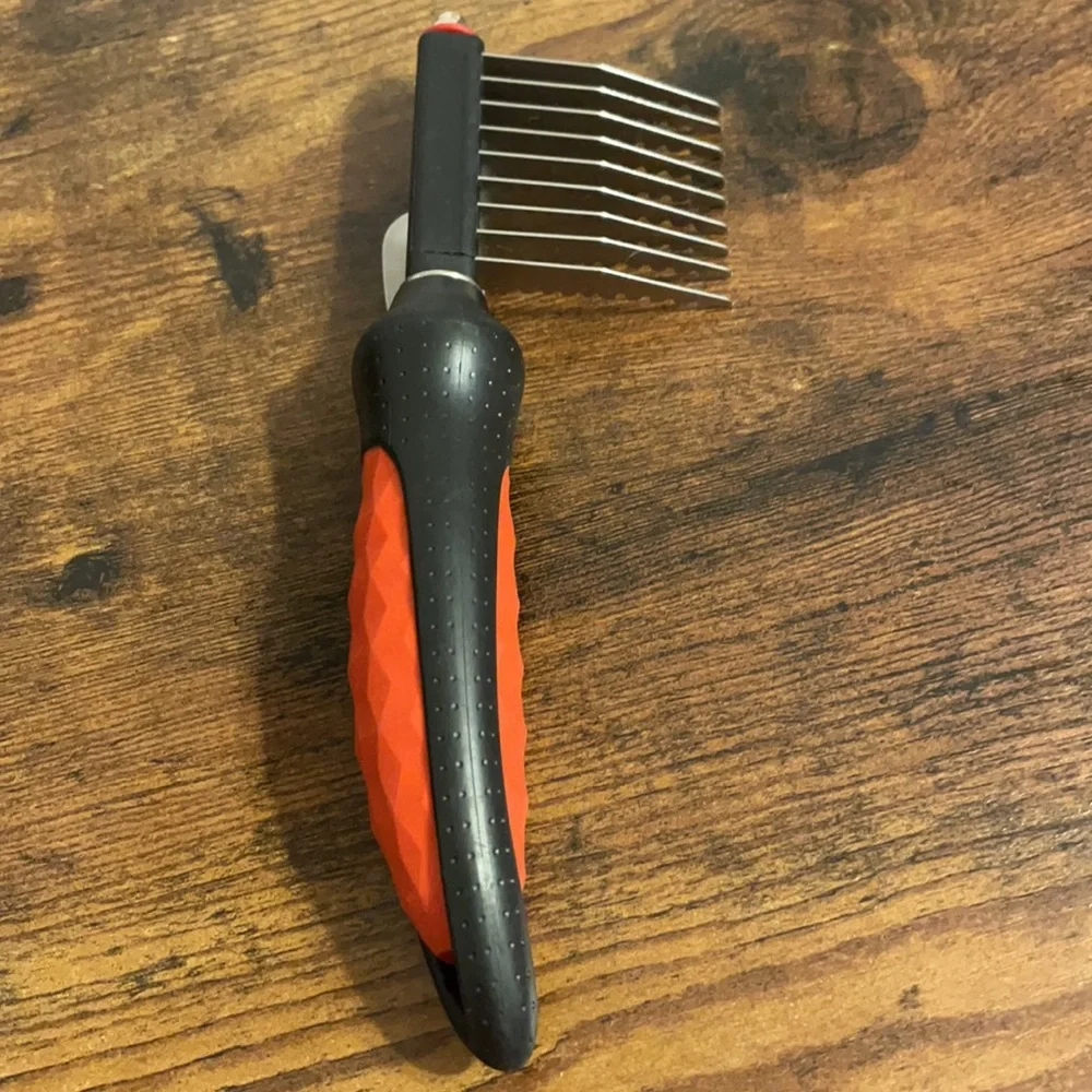 Dog fur comb for curly hair